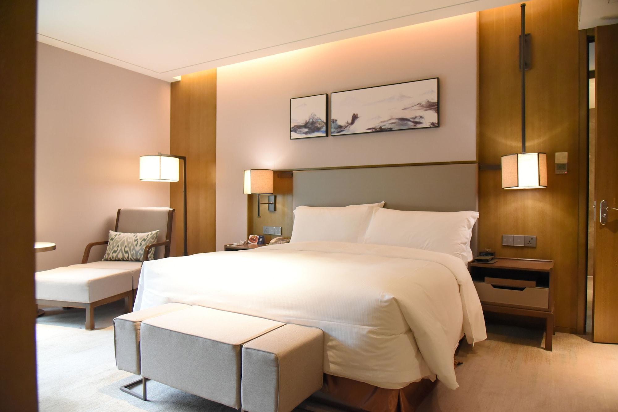 Doubletree By Hilton Hotel Shiyan Shiyan  Dış mekan fotoğraf