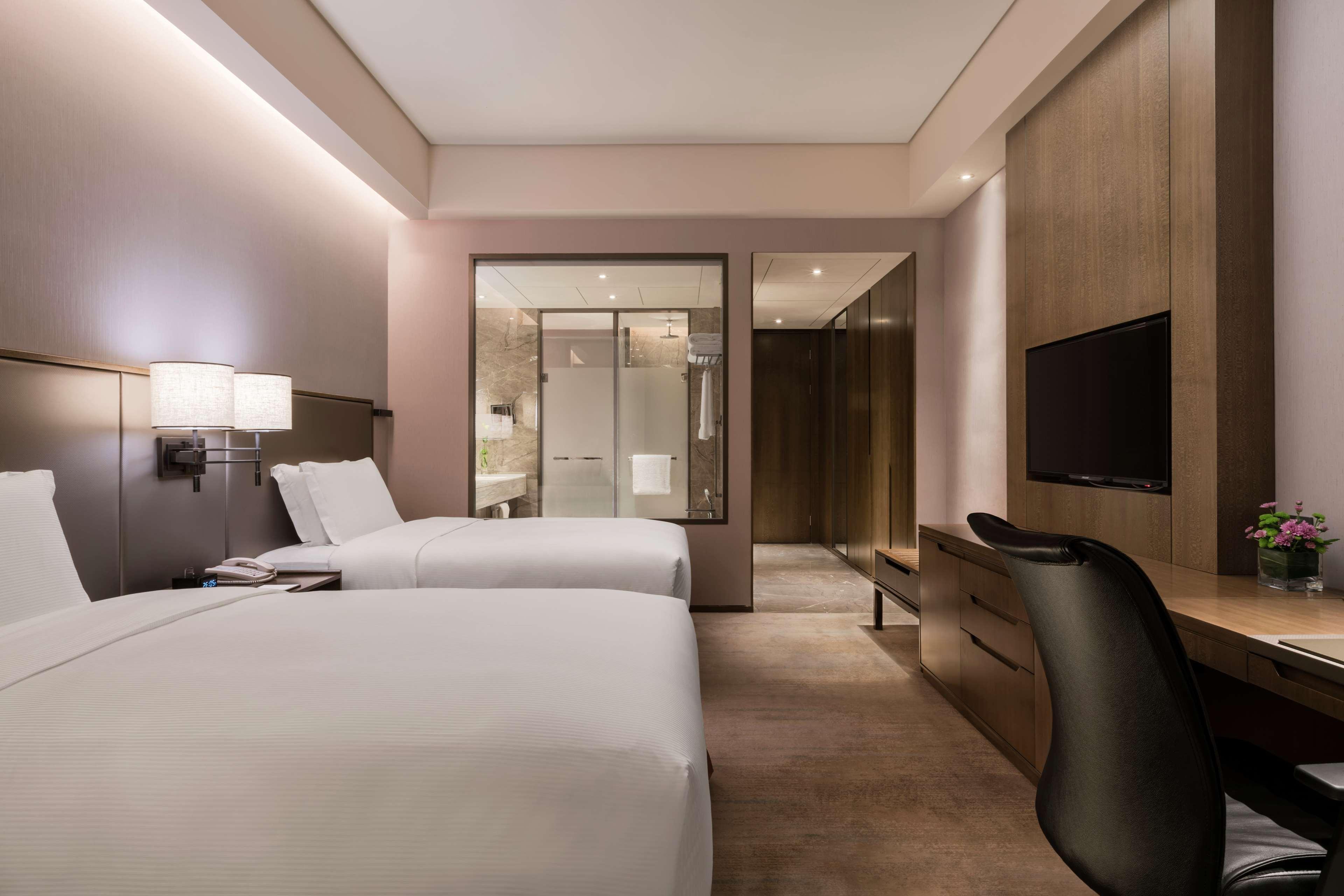 Doubletree By Hilton Hotel Shiyan Shiyan  Dış mekan fotoğraf
